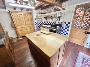 Photo 11- click for photo gallery